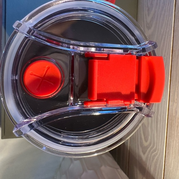 Limited Edition Trump Tumbler - Picture 9 of 11